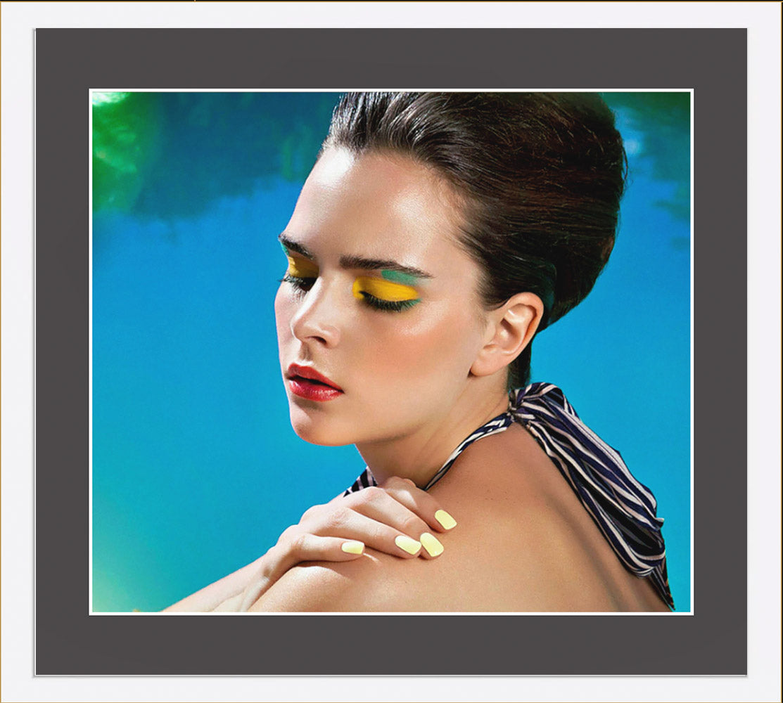 Portrait White wood Gallery Frame. Print Size 120x80cm - palm and panther